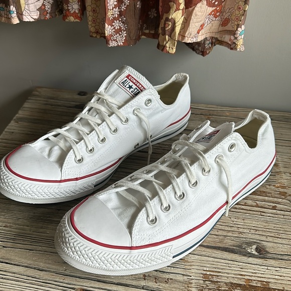 Converse Other - Converse sneakers size 12 great condition